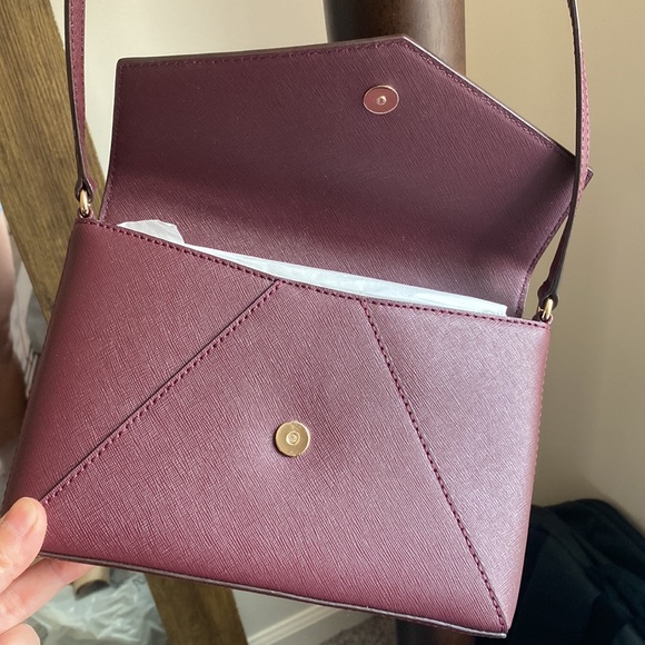 ♠️ Kate Spade Maroon Envelope Purse - Picture 3 of 6